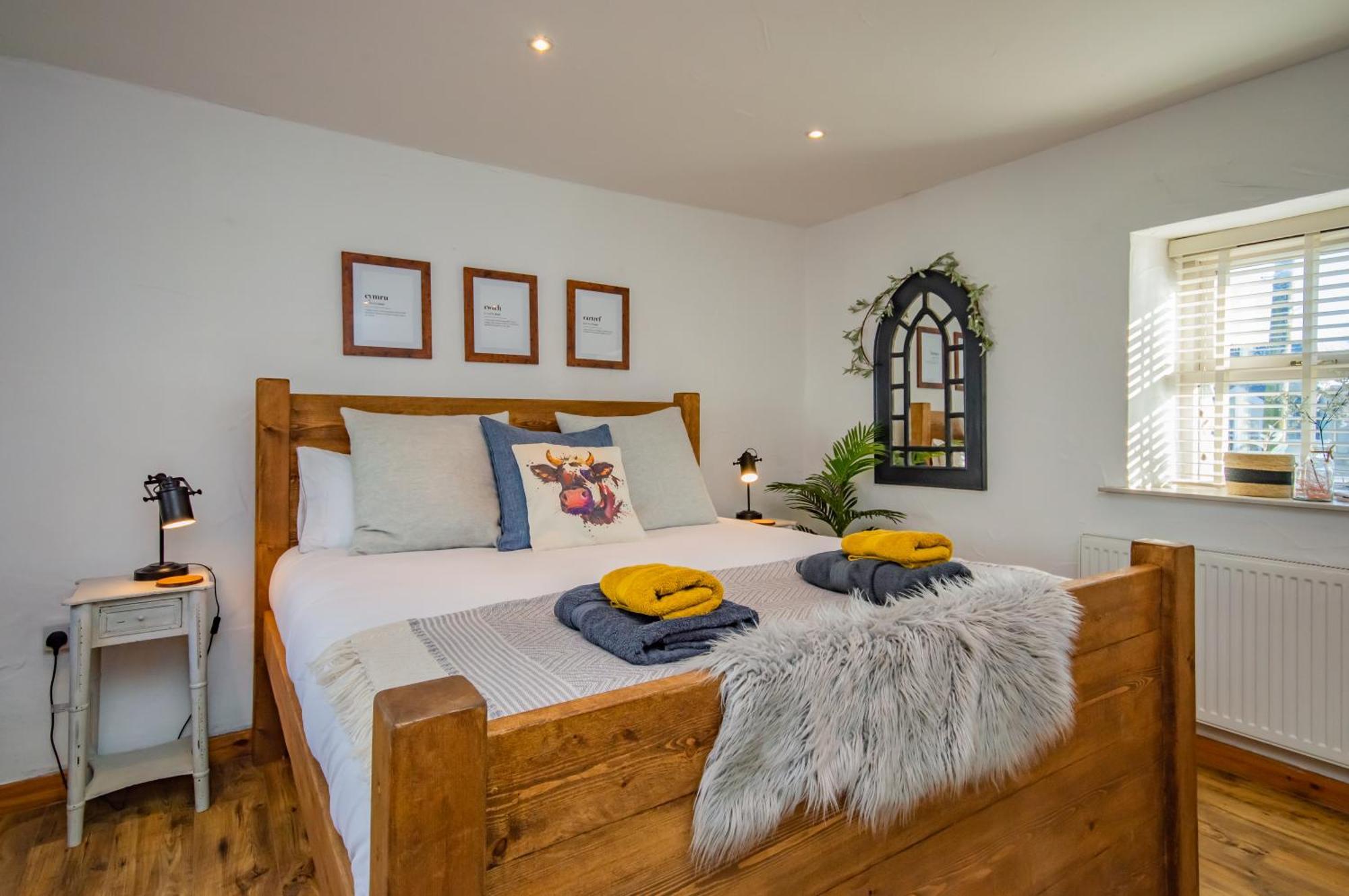 Cosy Farm Conversion In The Heart Of Pembrokeshire Maenclochog 外观 照片