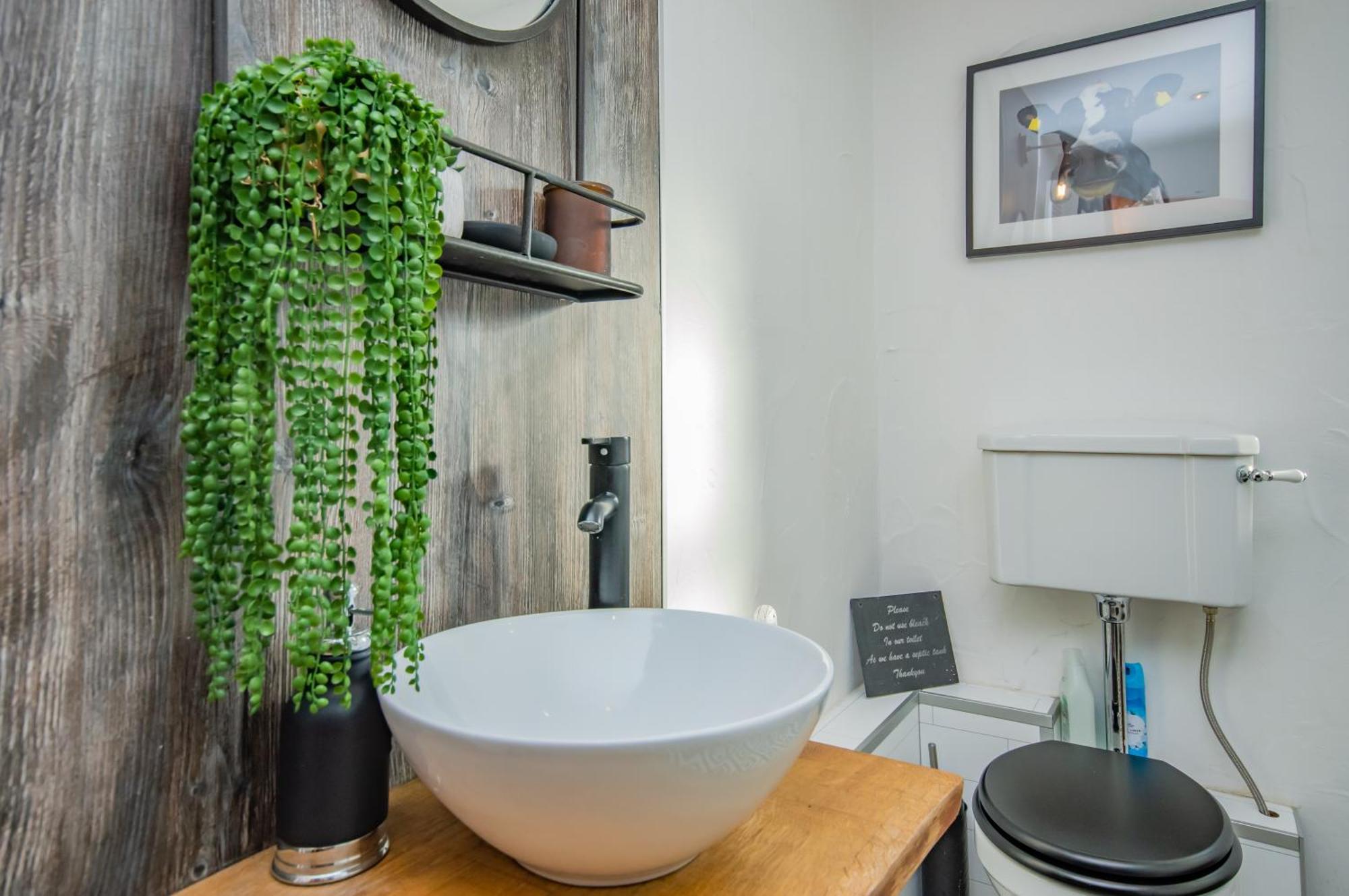 Cosy Farm Conversion In The Heart Of Pembrokeshire Maenclochog 外观 照片